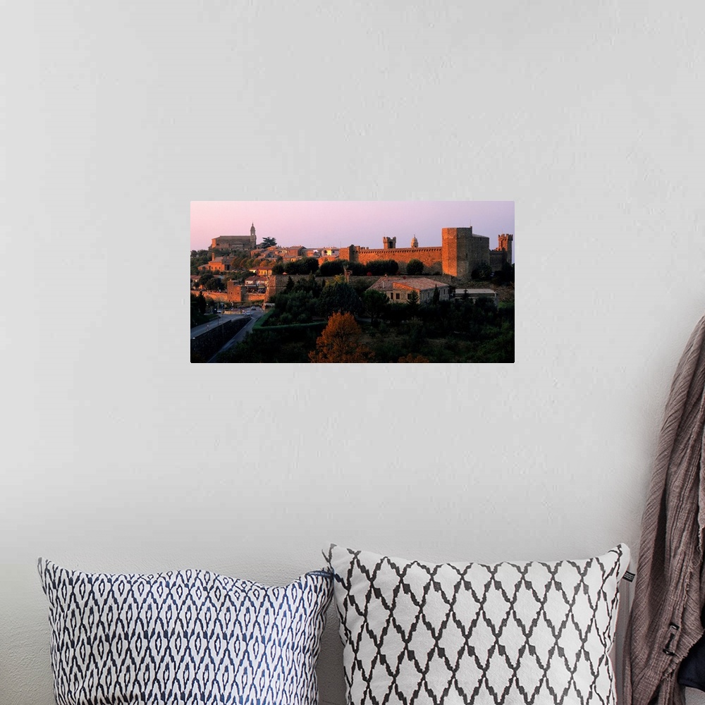 A bohemian room featuring Italy, Montalcino, Cityscape, evening
