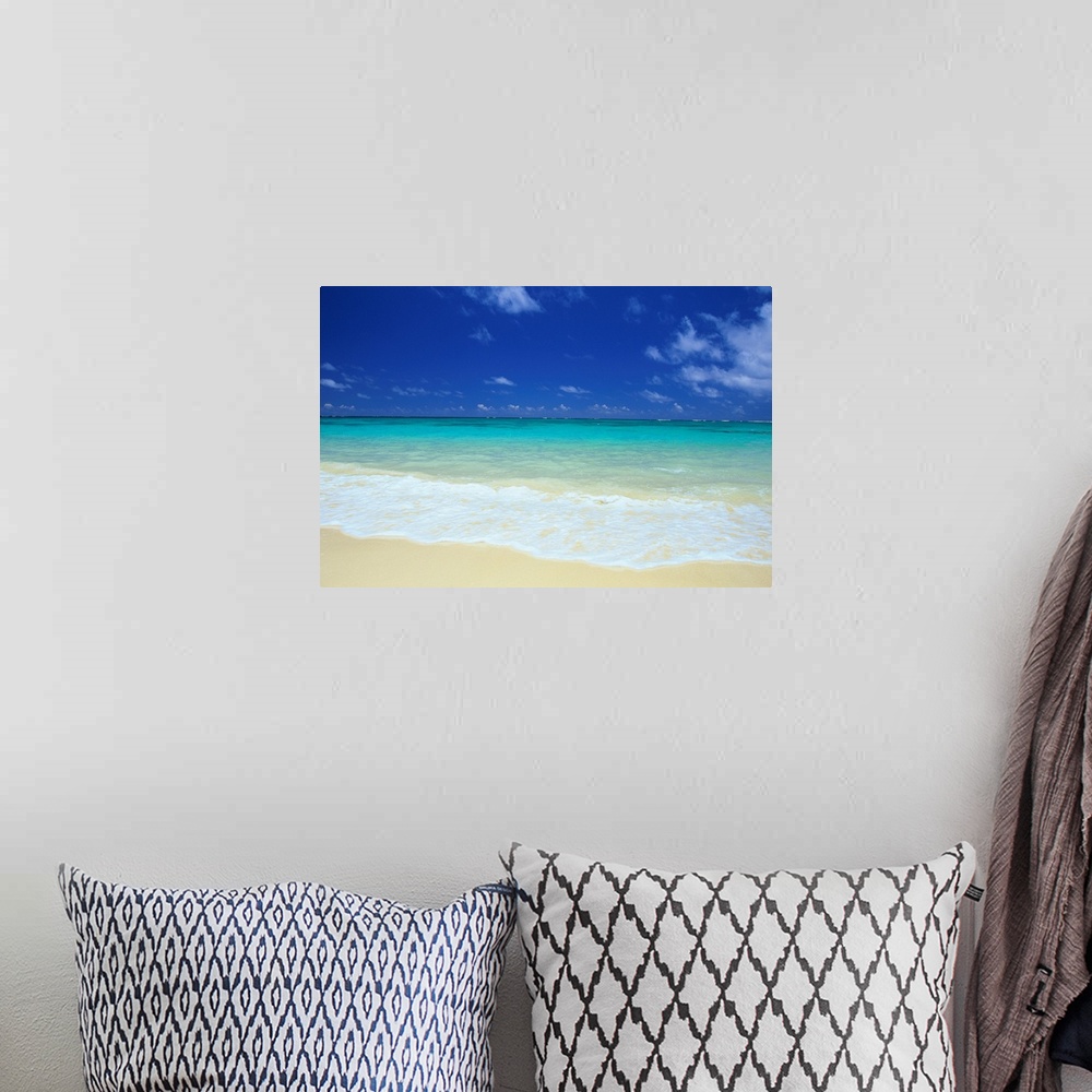A bohemian room featuring Hawaii, White Beach, Blue Sky, Turquoise Water On The Horizon