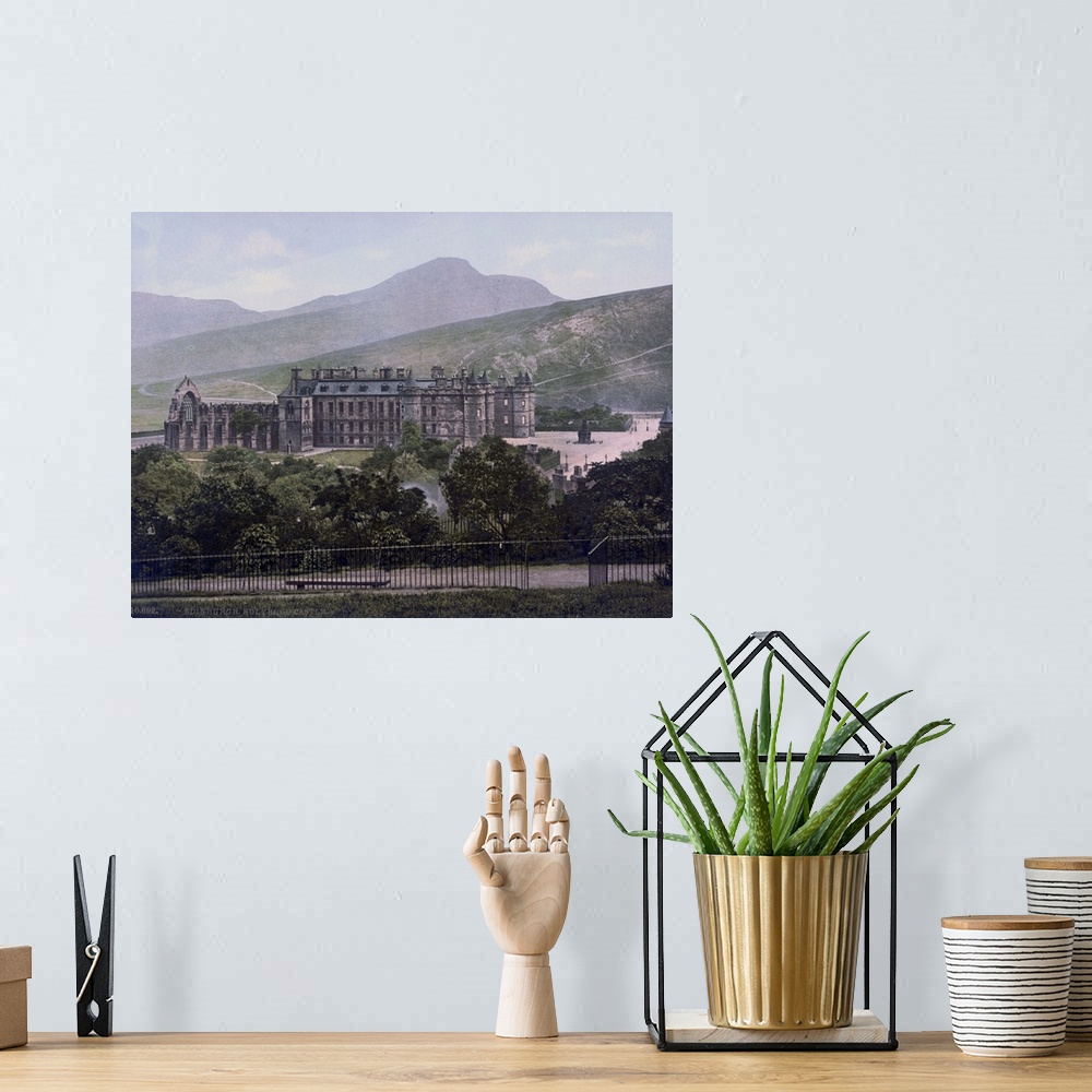 A bohemian room featuring Edinburgh. Holyrood Castle