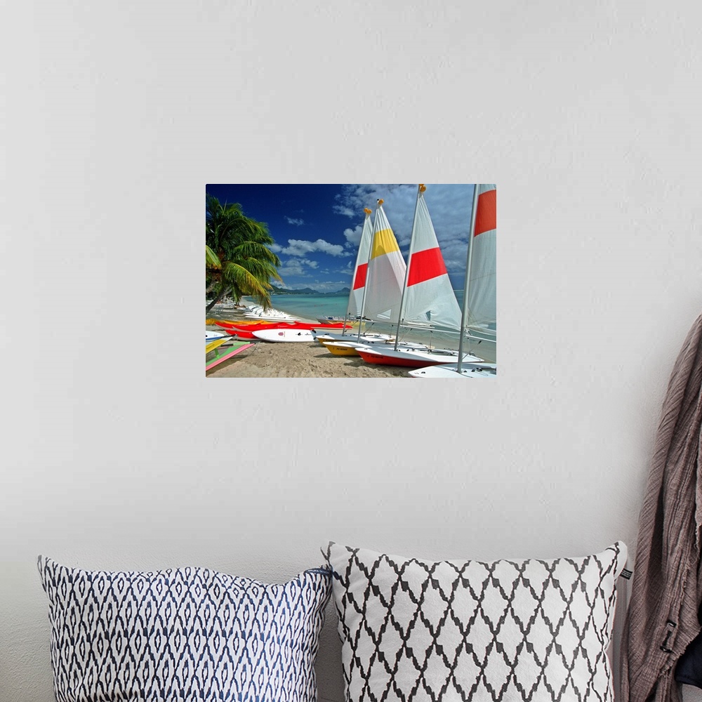 A bohemian room featuring Africa, Mauritius, Sailing boats on the beach