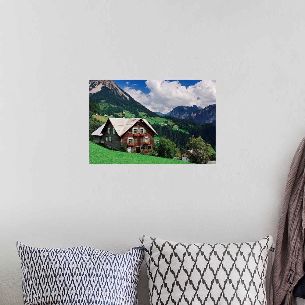 A bohemian room featuring Un paesaggio della Grosse Walsertal, una delle belle vallate del Vorarlberg raggiungibili dalla c...
