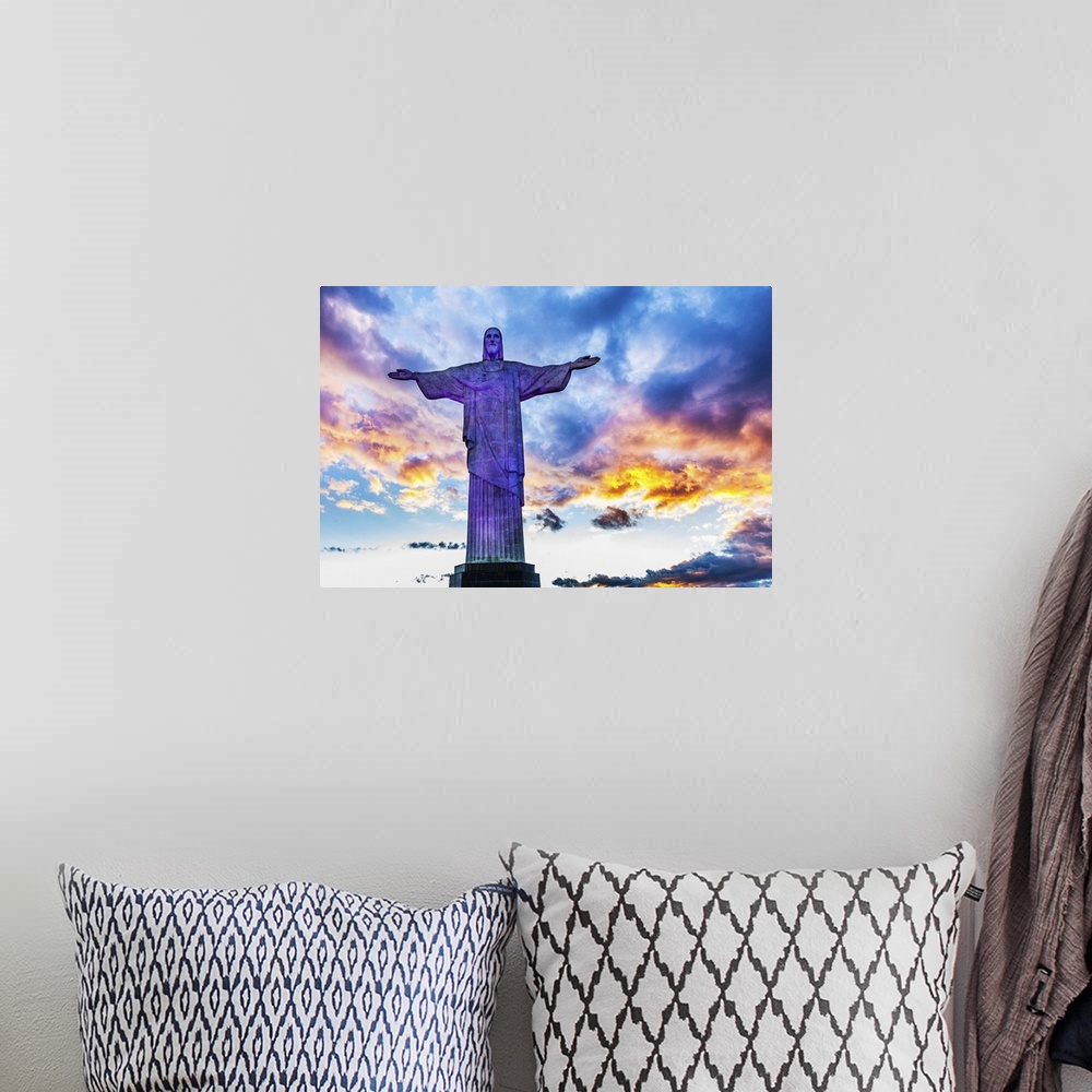A bohemian room featuring Brazil, Rio de Janeiro, Corcovado, Christ the Redeemer.