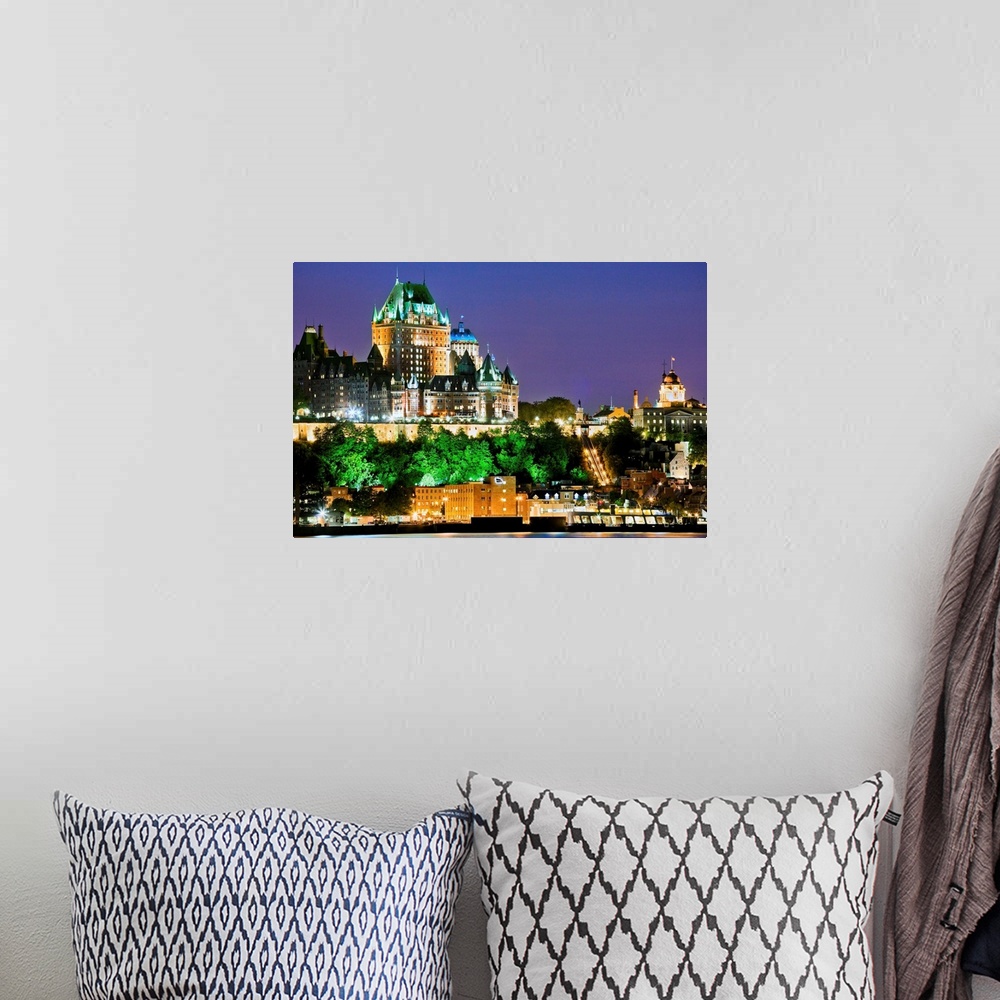 A bohemian room featuring Canada, Quebec, Quebec city, Chateau Frontenac and St Lawrence River at night