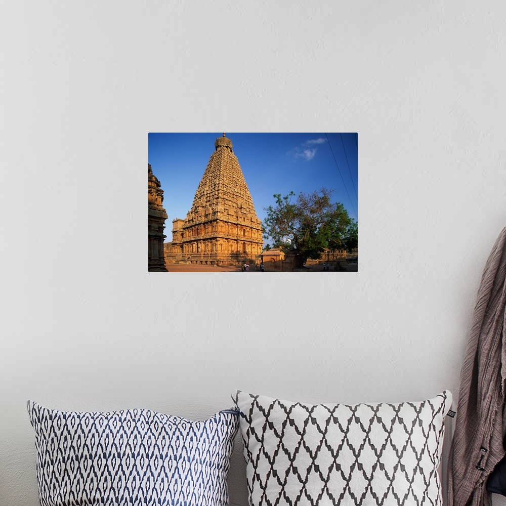 A bohemian room featuring India, Tamil Nadu, Thanjavur, Brihadeshwara Temple