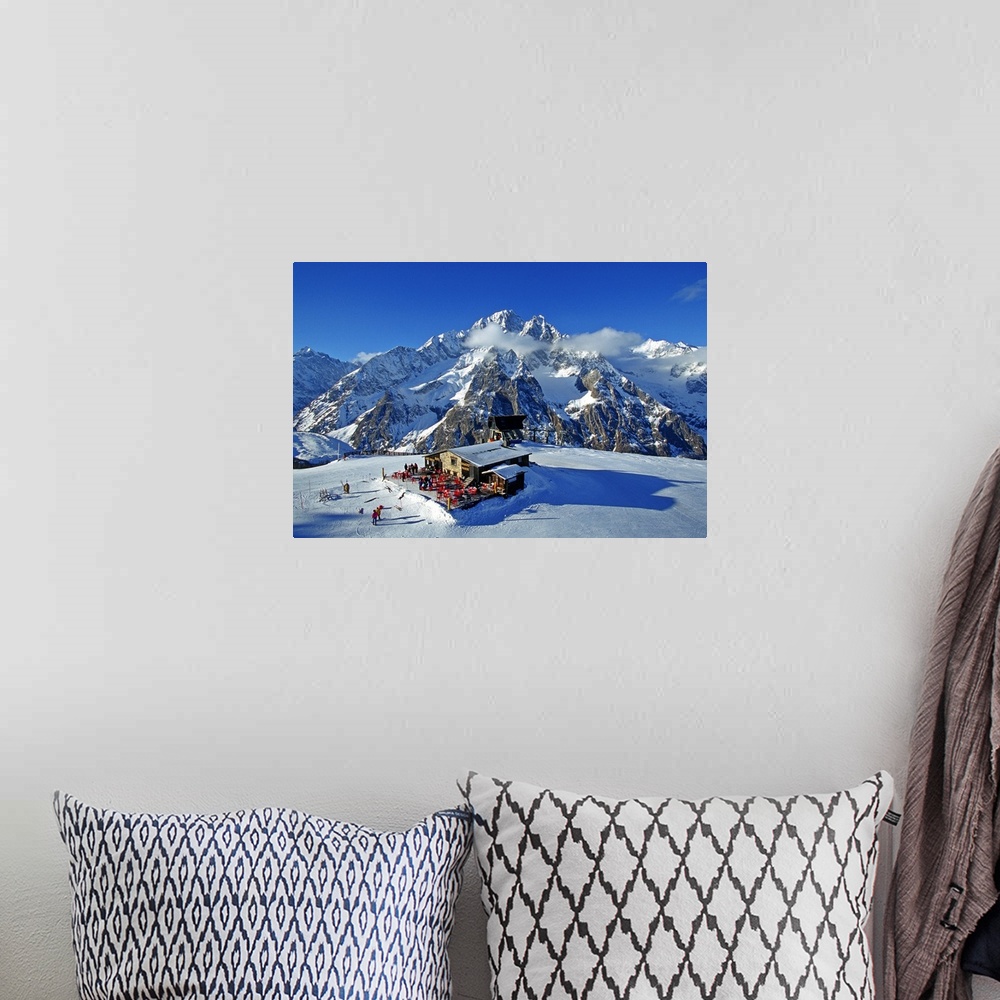 A bohemian room featuring Italy, Valle d'Aosta, Courmayeur, ski resort