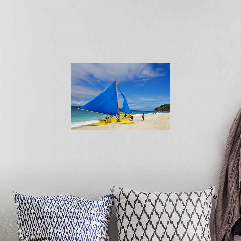 A bohemian room featuring Philippines, Visayan islands, Pacific ocean, Boracay island, White Beach