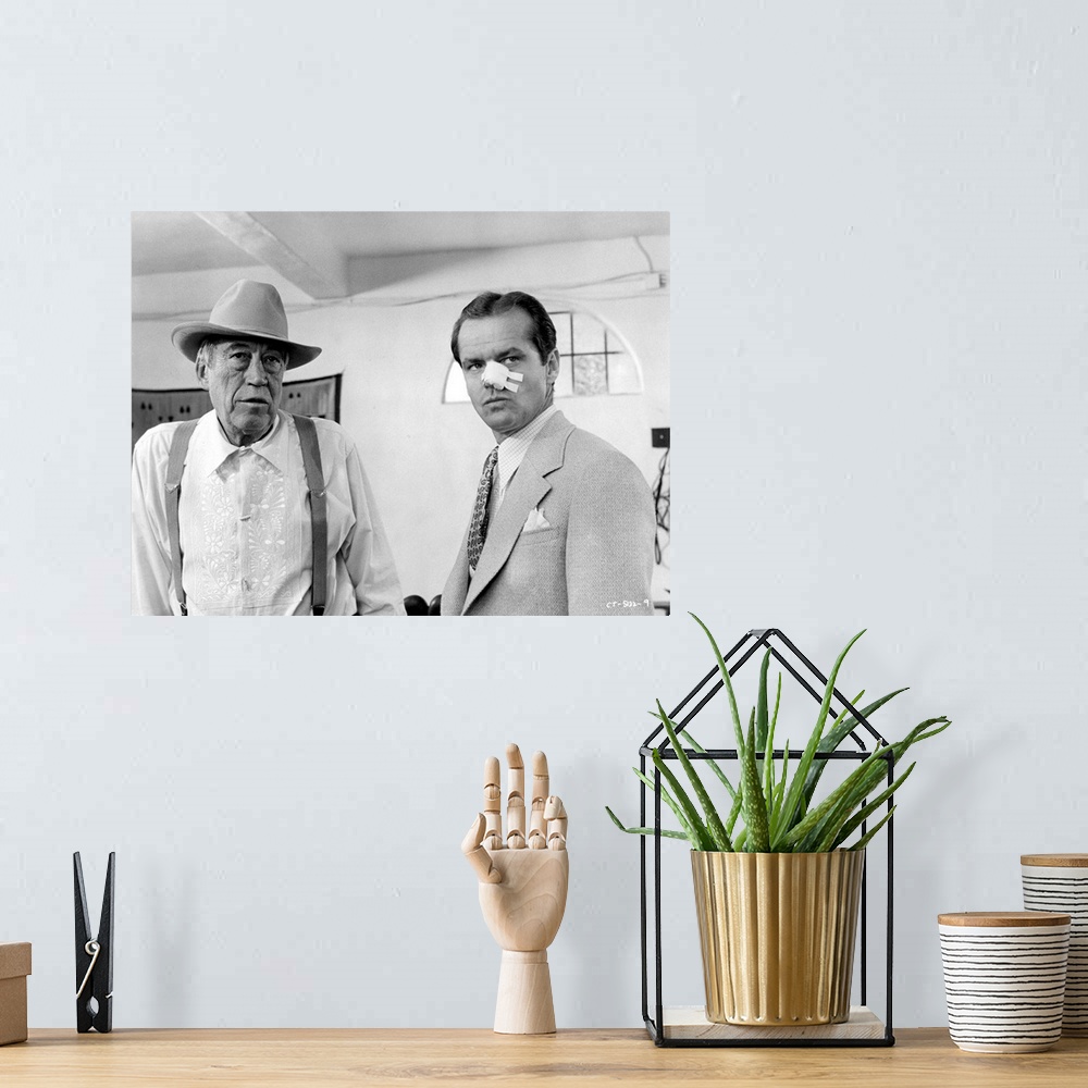 A bohemian room featuring Jack Nicholson and John Huston in Chinatown - Movie Still