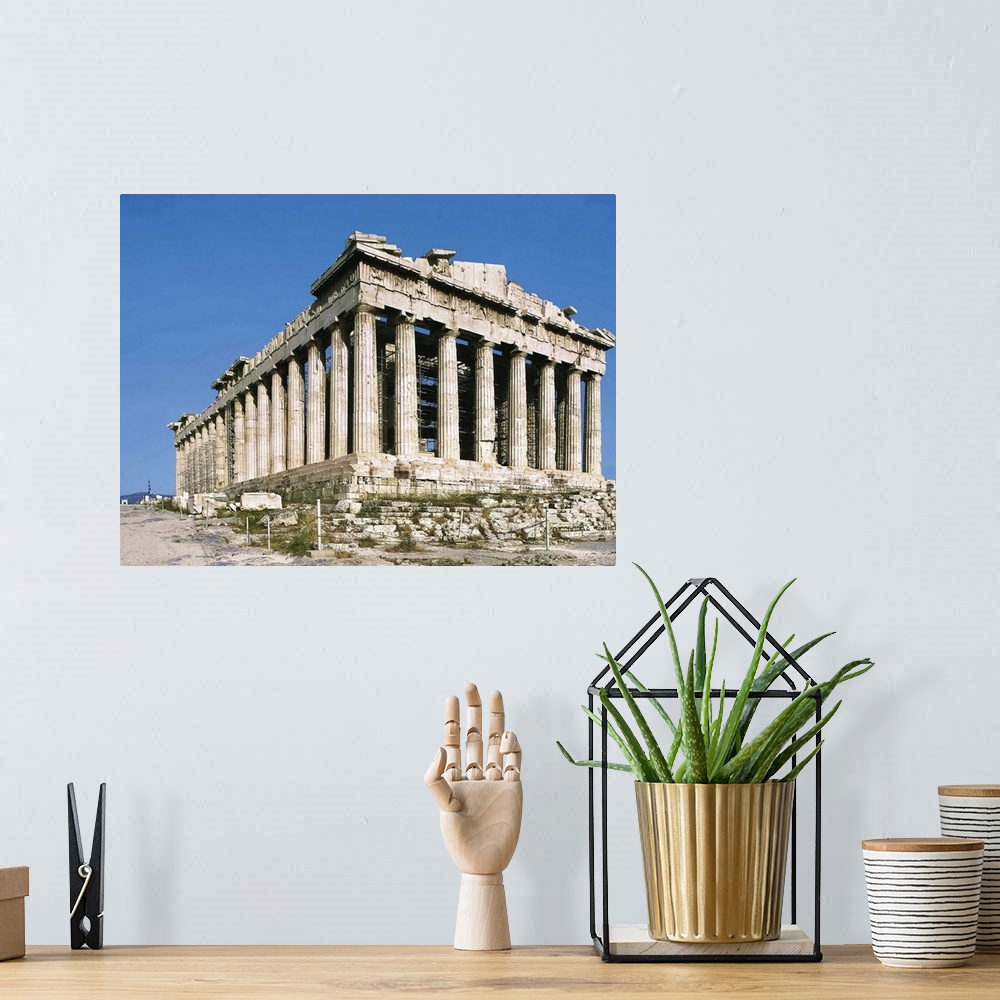 A bohemian room featuring Parthenon, Greece