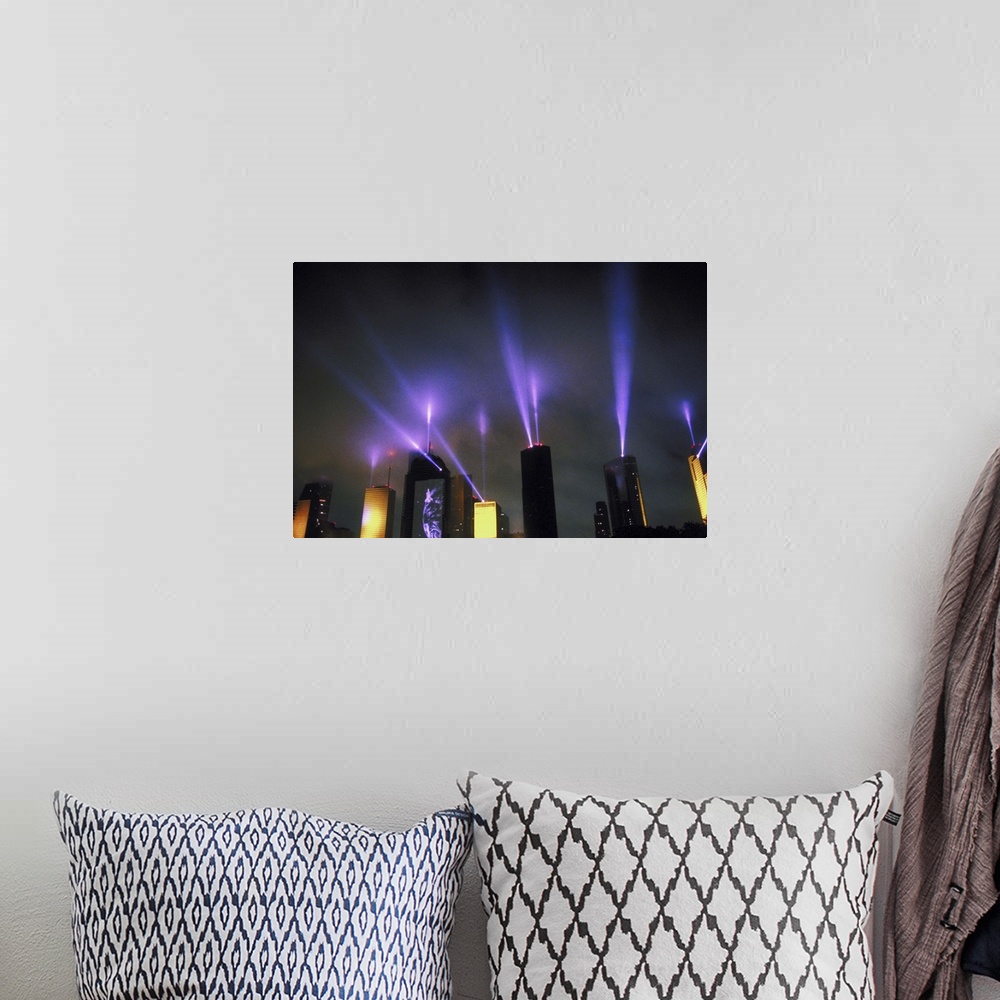 A bohemian room featuring Downtown skyline of Houston , Texas