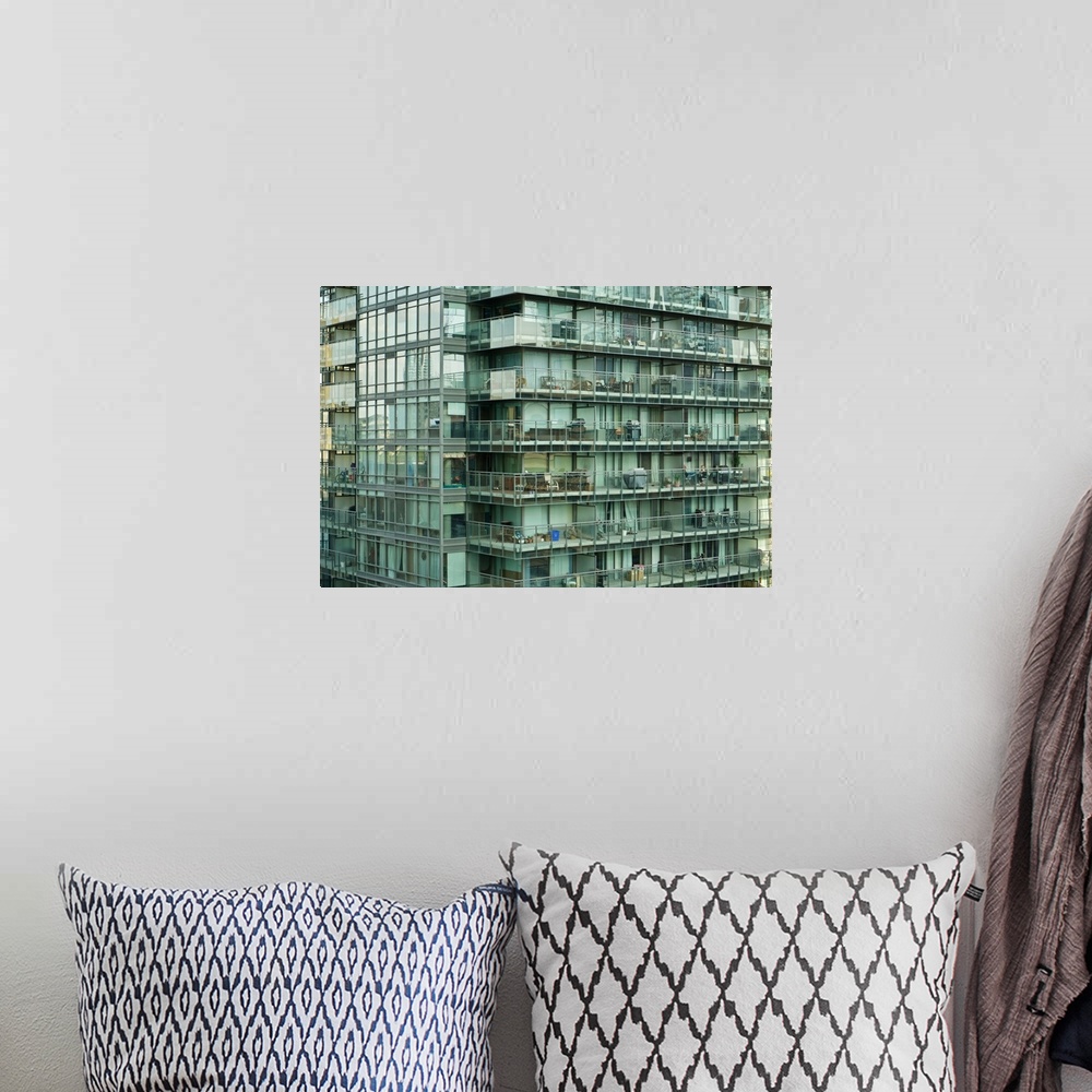 A bohemian room featuring Canada, Ontario, Toronto: apartment buildings