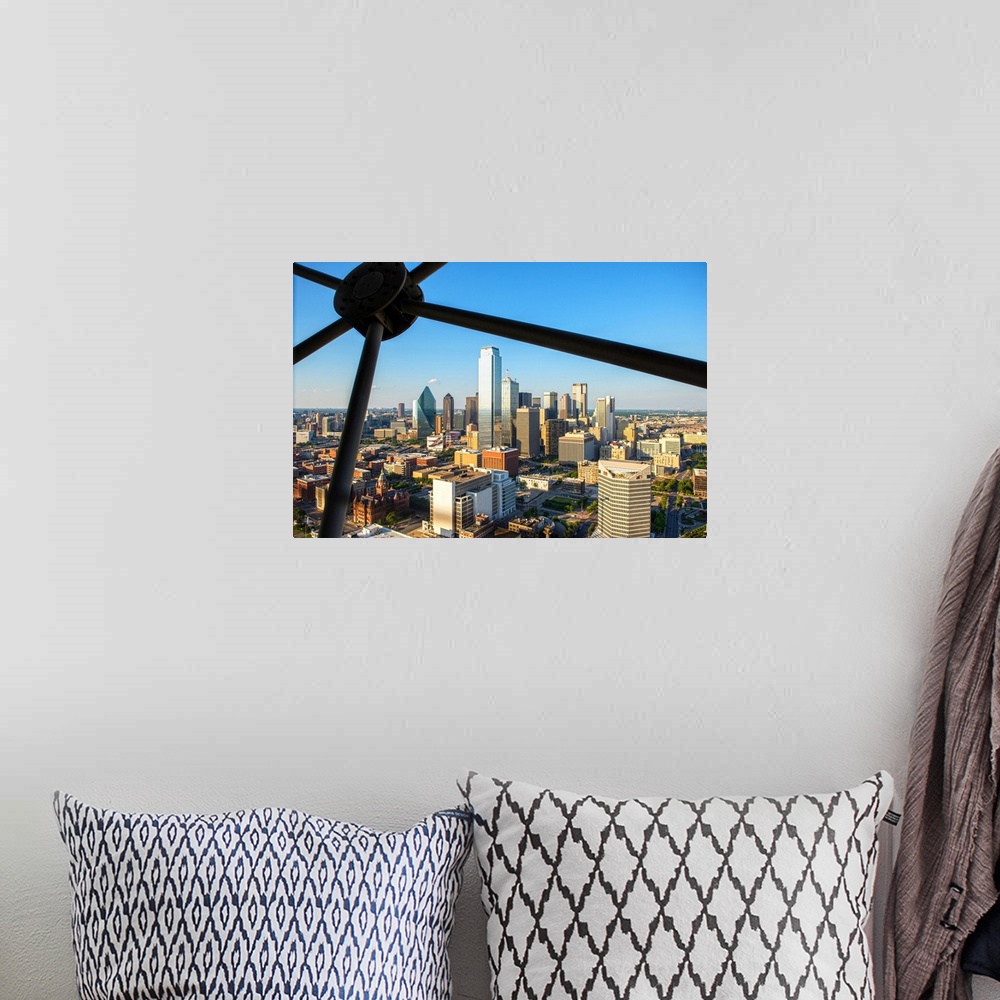 A bohemian room featuring A cityscape view of Dallas, Texas.