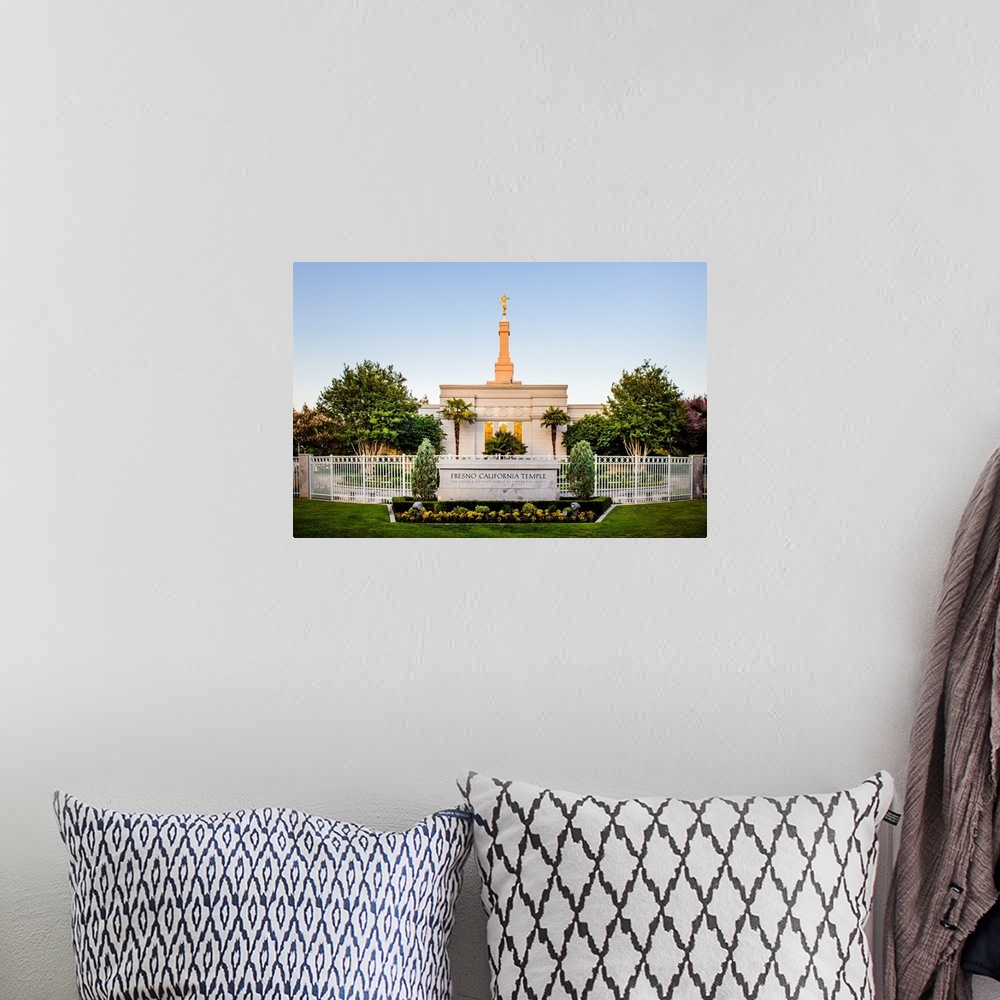 A bohemian room featuring The Fresno Temple was dedicated in March 1999 by John B. Dickson and again in 2000 by Gordon B. H...