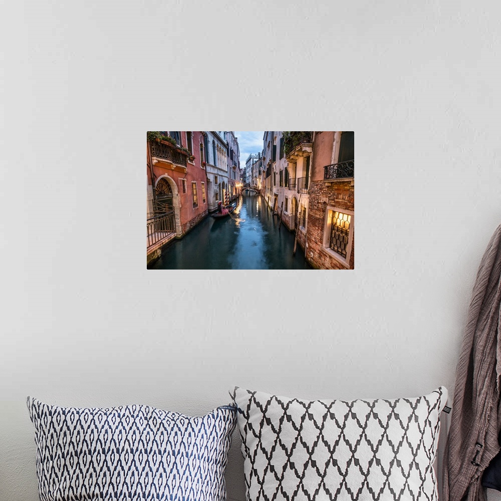 A bohemian room featuring Gondola in the canals of Venice, Italy.