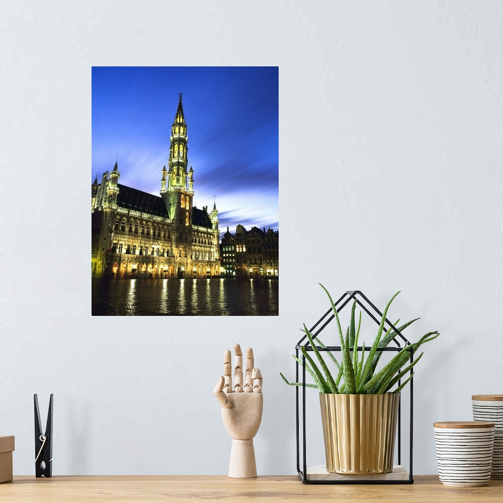 A bohemian room featuring Hotel De Ville And Grand Place
