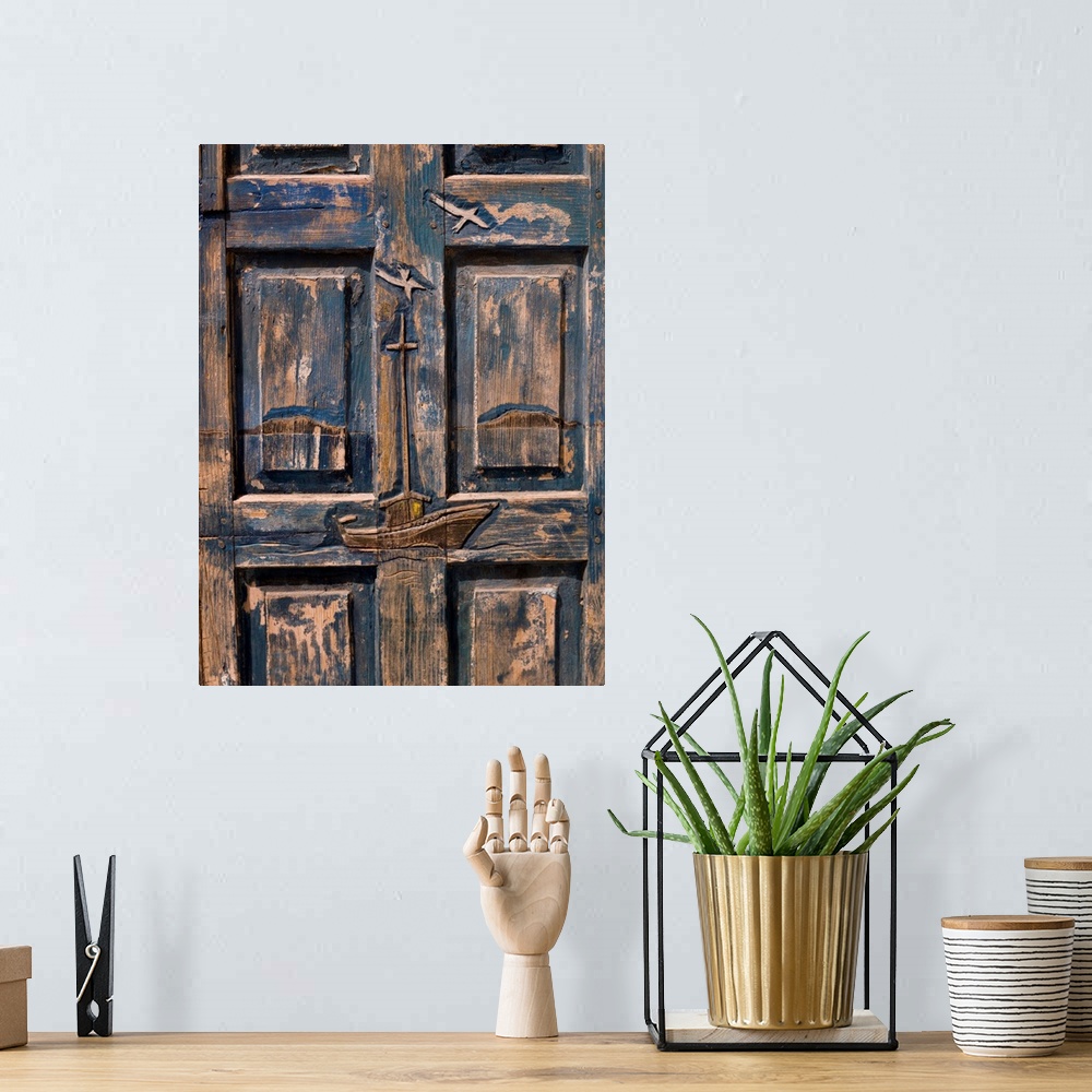 A bohemian room featuring Wooden Door