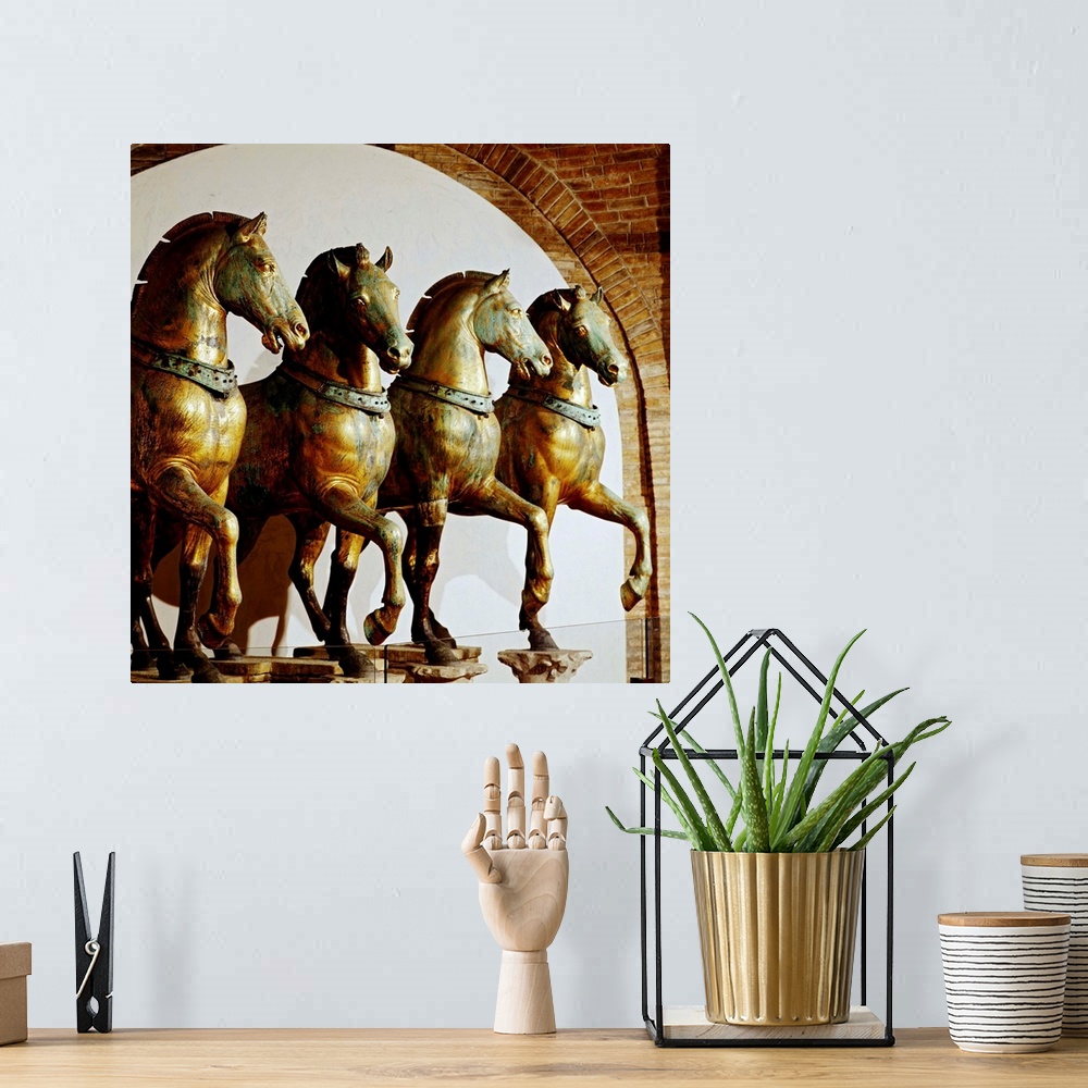 A bohemian room featuring Italy, Veneto, St Mark Square, St Mark's Cathedral, bronze horses