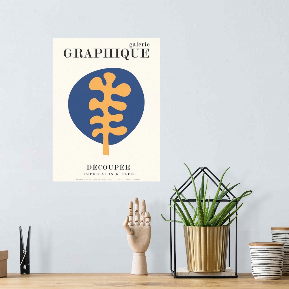 A bohemian room featuring Graphique 7