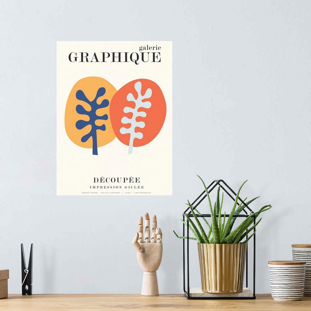 A bohemian room featuring Graphique 8