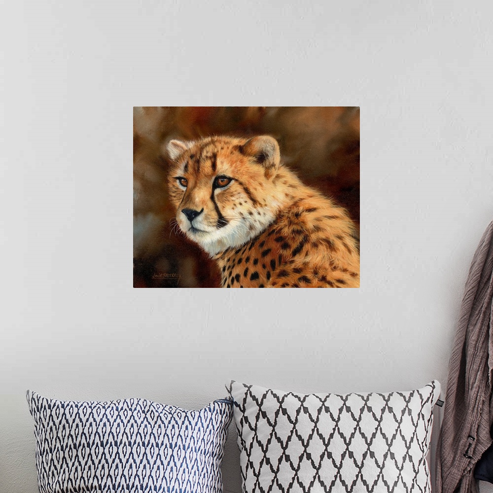 A bohemian room featuring Contemporary painting of a cheetah looking over its shoulder.