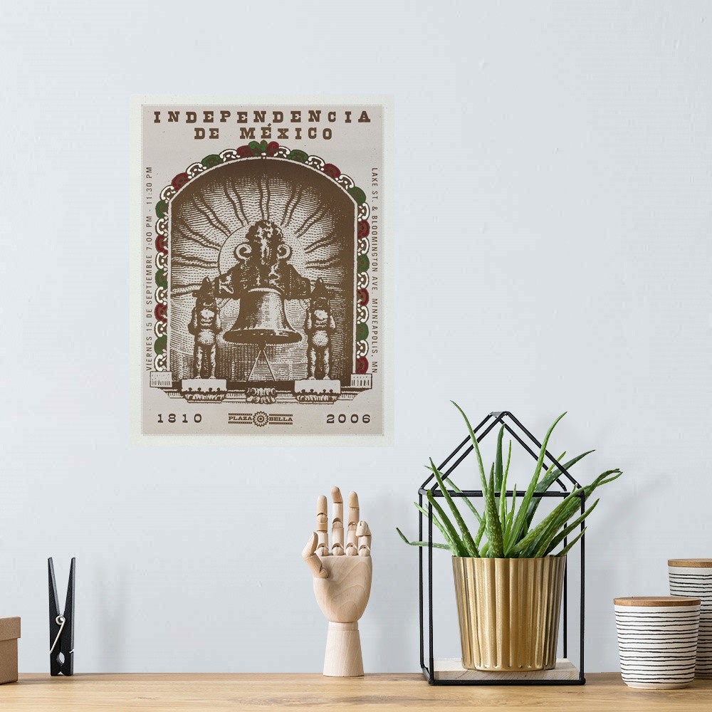 A bohemian room featuring Independencia Mexicana III