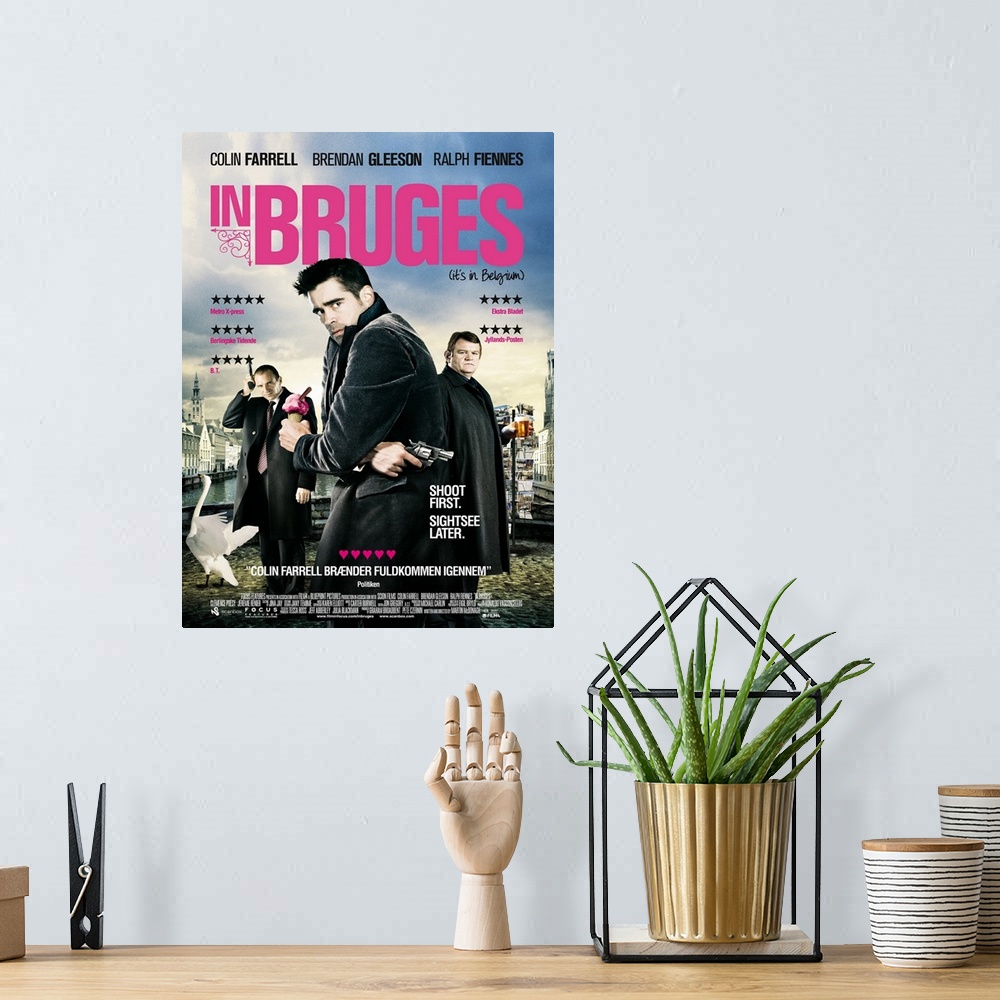 A bohemian room featuring In Bruges - Movie Poster - Danish