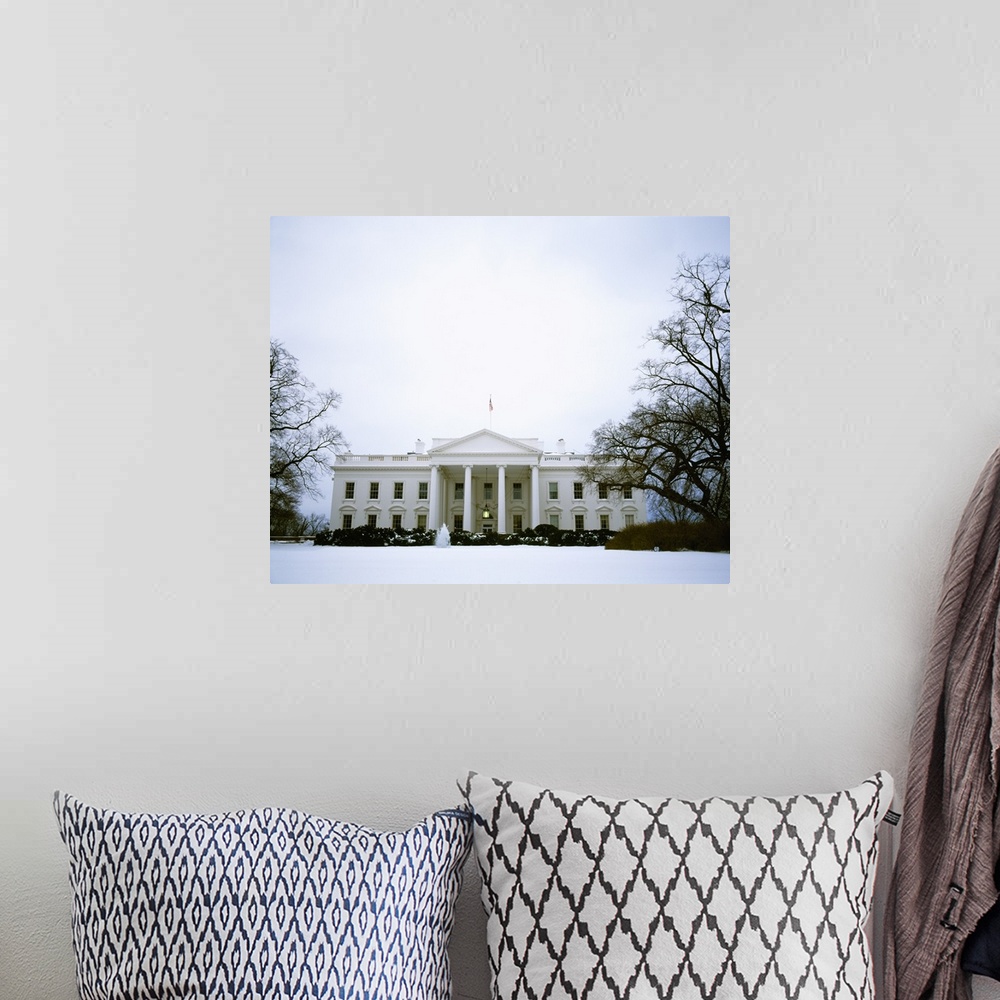 A bohemian room featuring White House with snow at dusk, Washington DC
