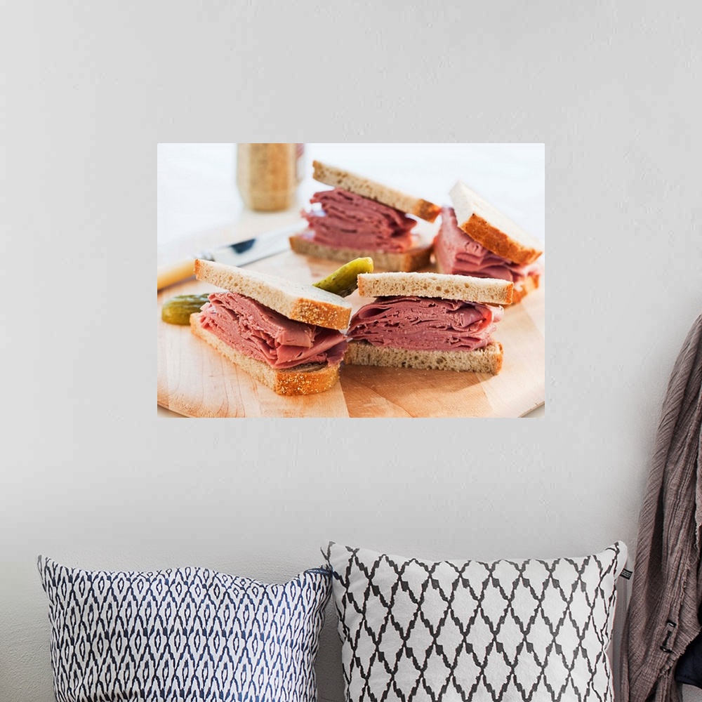 A bohemian room featuring A tasty sandwich