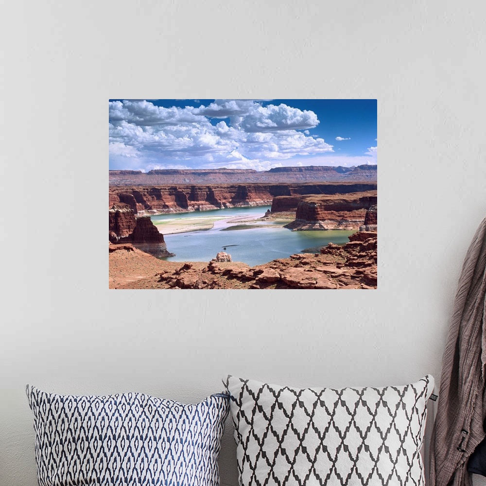 A bohemian room featuring Lake Powell, Glen Canyon National Recreation Area, Utah