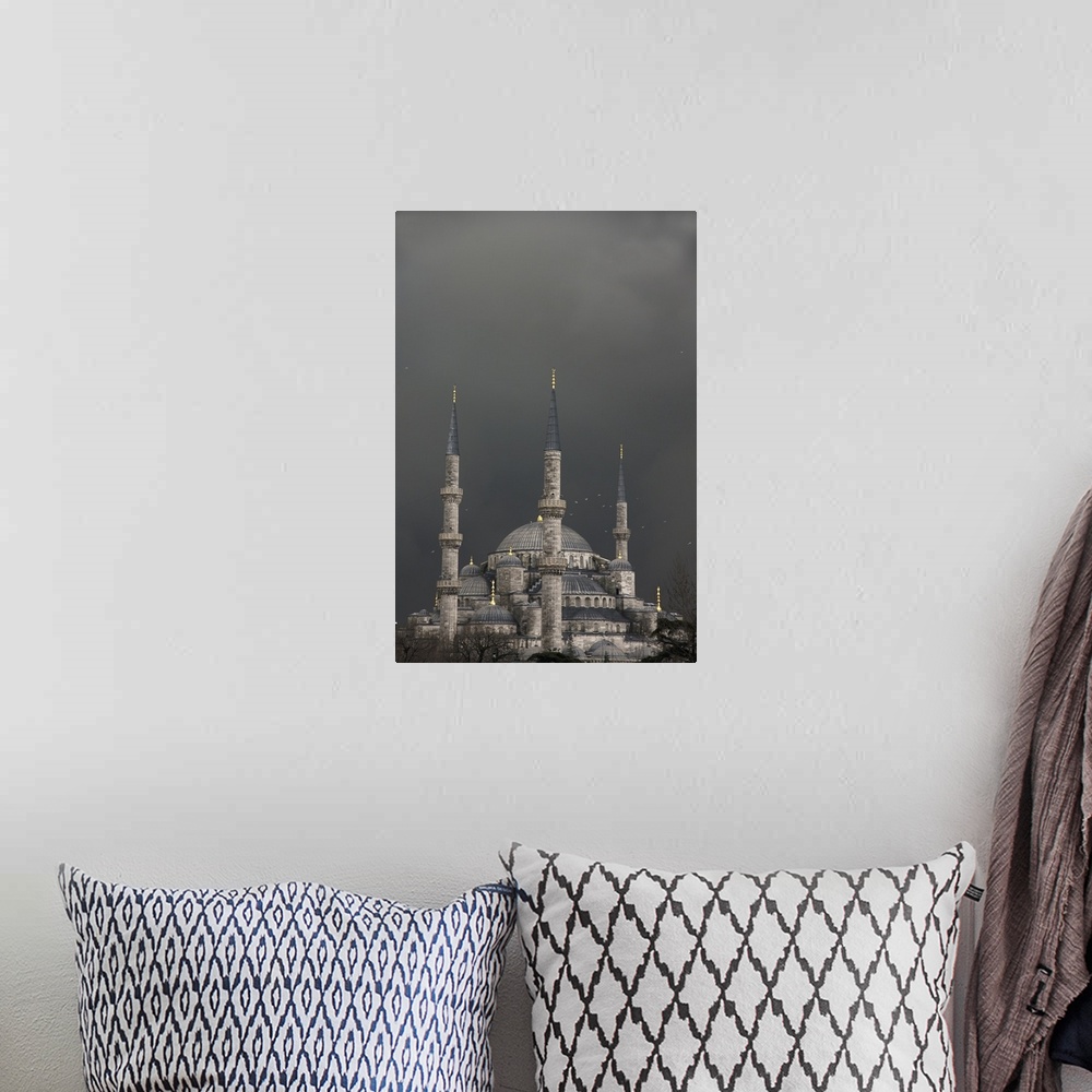 A bohemian room featuring Blue Mosque/Sultan Ahmet Camii, Istanbul, Turkey