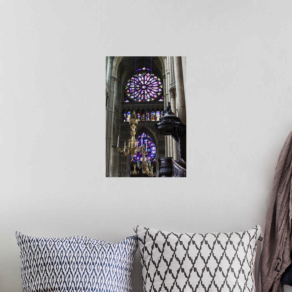 A bohemian room featuring France, Marne, Champagne Ardenne, Reims, Cathedrale Notre Dame