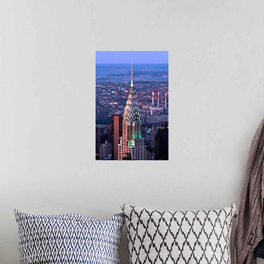 A bohemian room featuring New York City, Chrysler Building