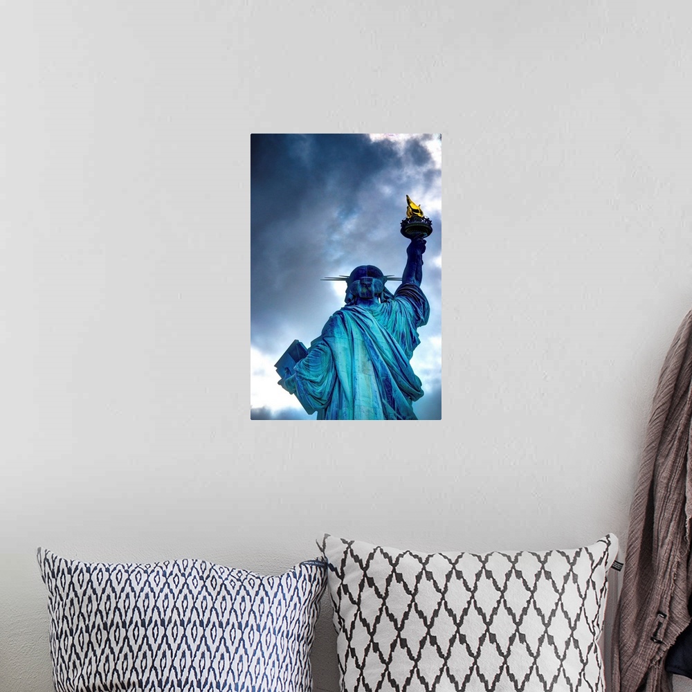A bohemian room featuring USA, New York, Statue of Liberty