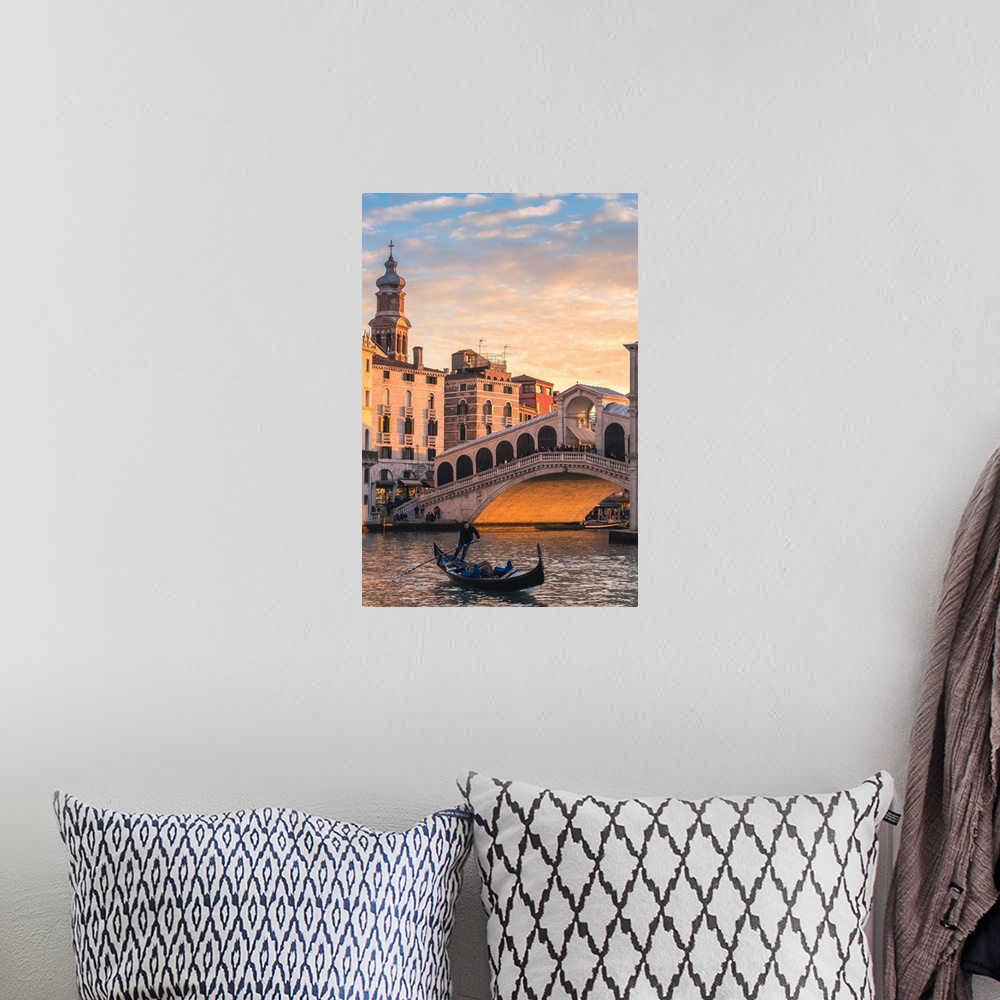 A bohemian room featuring Rialto Bridge, Venice, Veneto, Italy.