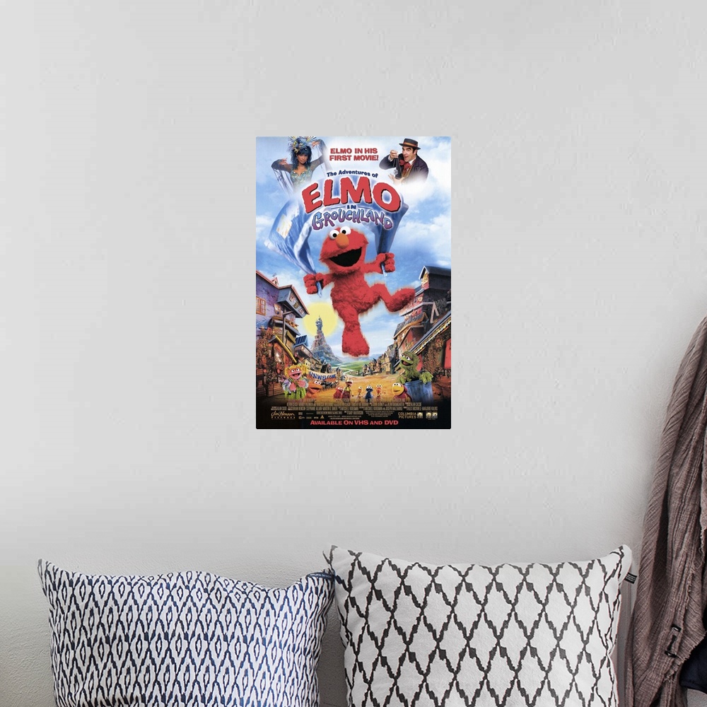 A bohemian room featuring Elmo in Grouchland (1999)