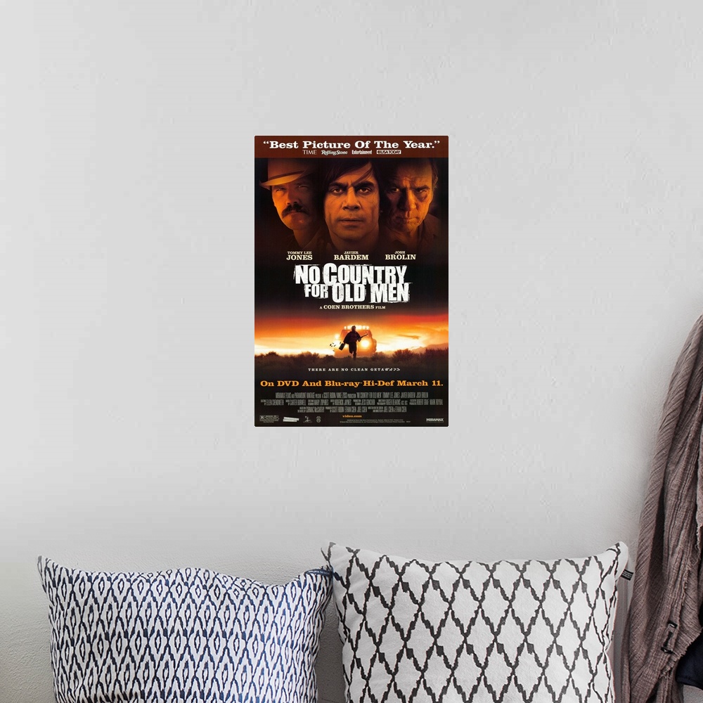 A bohemian room featuring No Country For Old Men (2007)