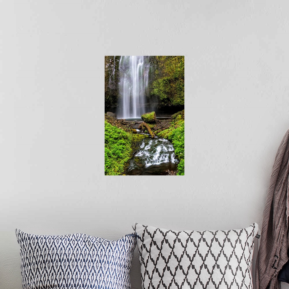 A bohemian room featuring View of Multnomah Falls in Portland, Oregon.