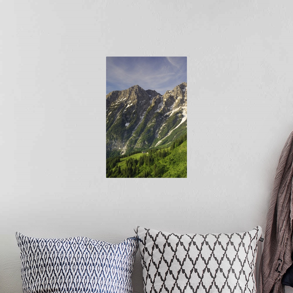 A bohemian room featuring Hoher Goll mountain range Berchtesgaden, Germany