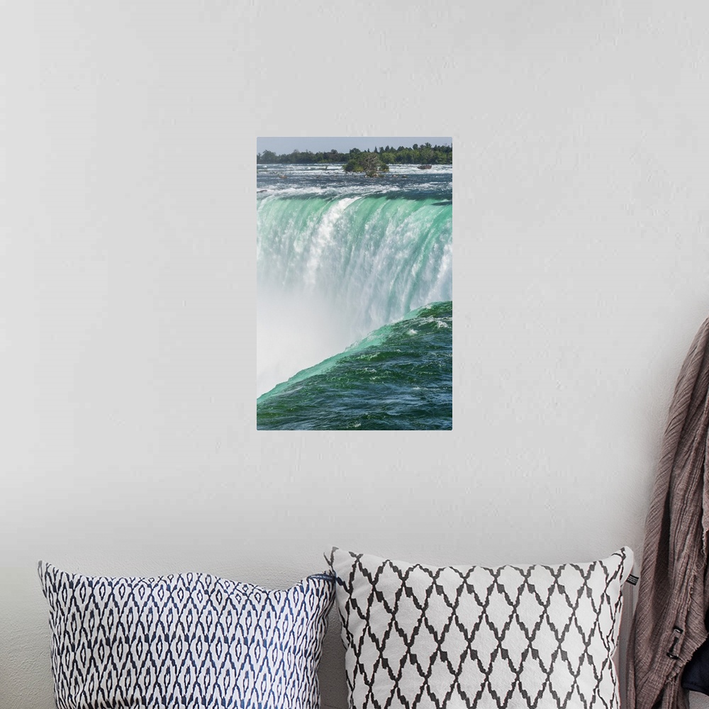 A bohemian room featuring Horseshoe Falls, Niagara Falls, Ontario, Canada, North America