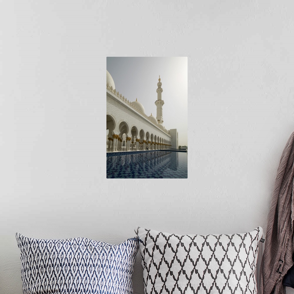 A bohemian room featuring Sheikh Zayed Mosque, Abu Dhabi, United Arab Emirates, Middle East