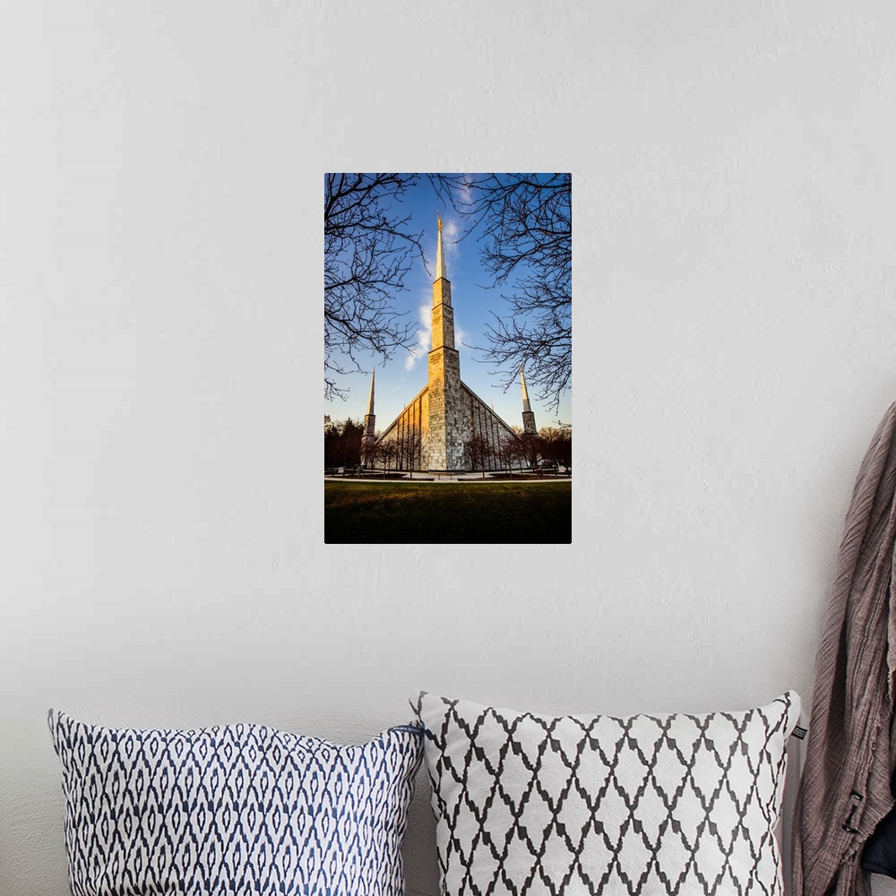 A bohemian room featuring The Chicago Illinois Temple in Glenview was dedicated by Gordon B. Hinckley in August 1985. It si...