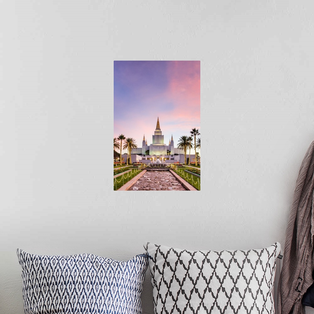 A bohemian room featuring The Oakland California Temple consists of a whopping 95,000 square feet of space, including four ...