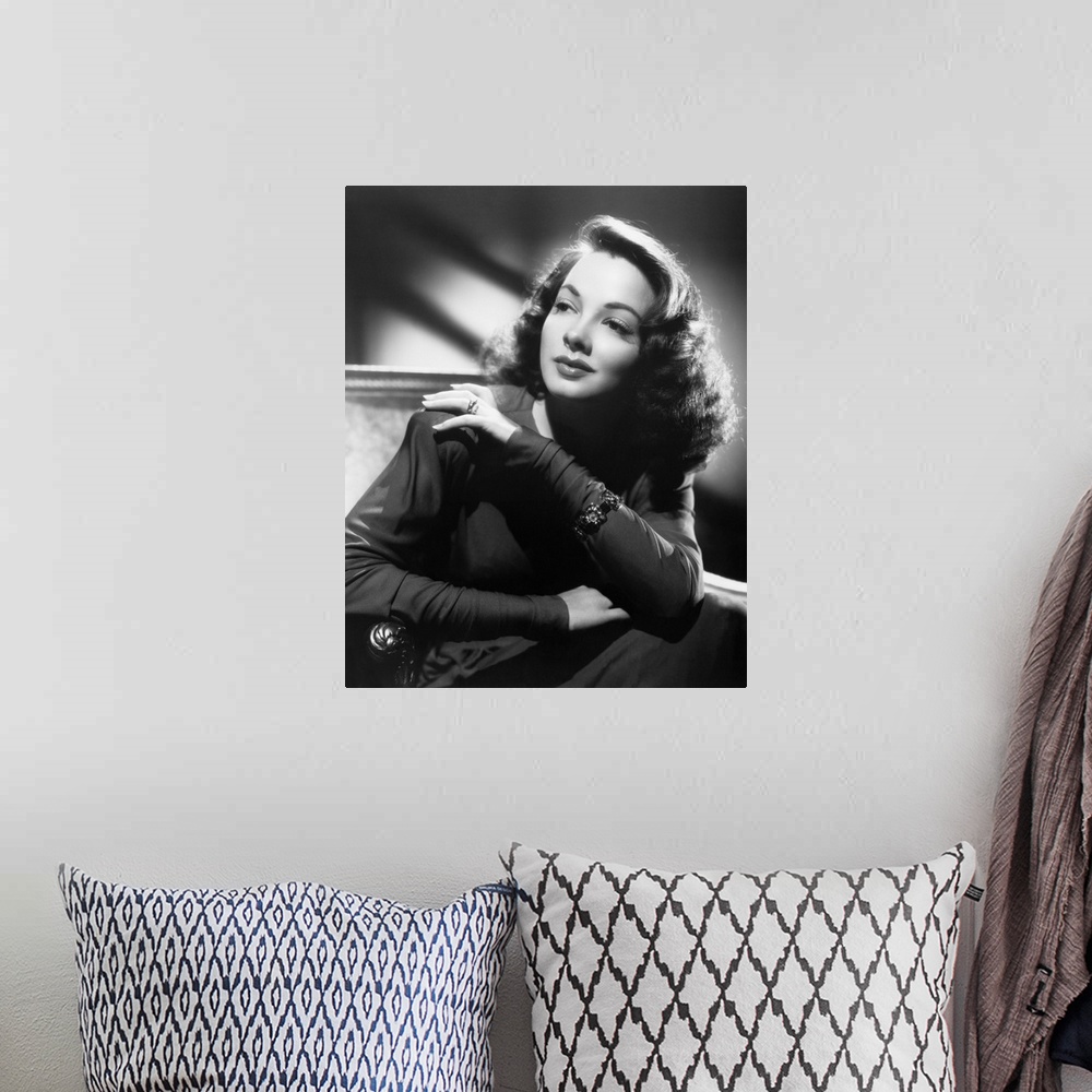 A bohemian room featuring Kathryn Grayson, Thousands Cheer