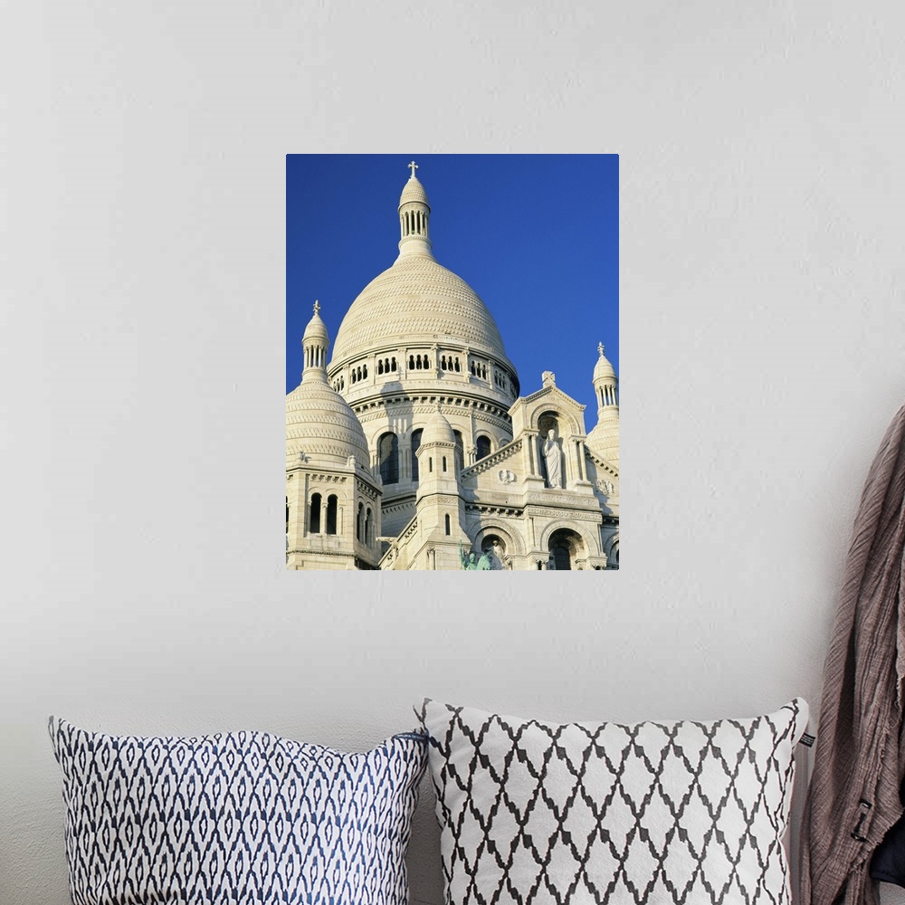A bohemian room featuring Sacre Coeur, Montmartre, Paris, France, Europe