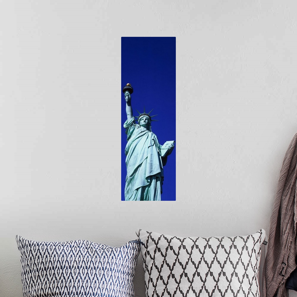 A bohemian room featuring New York, Statue of Liberty