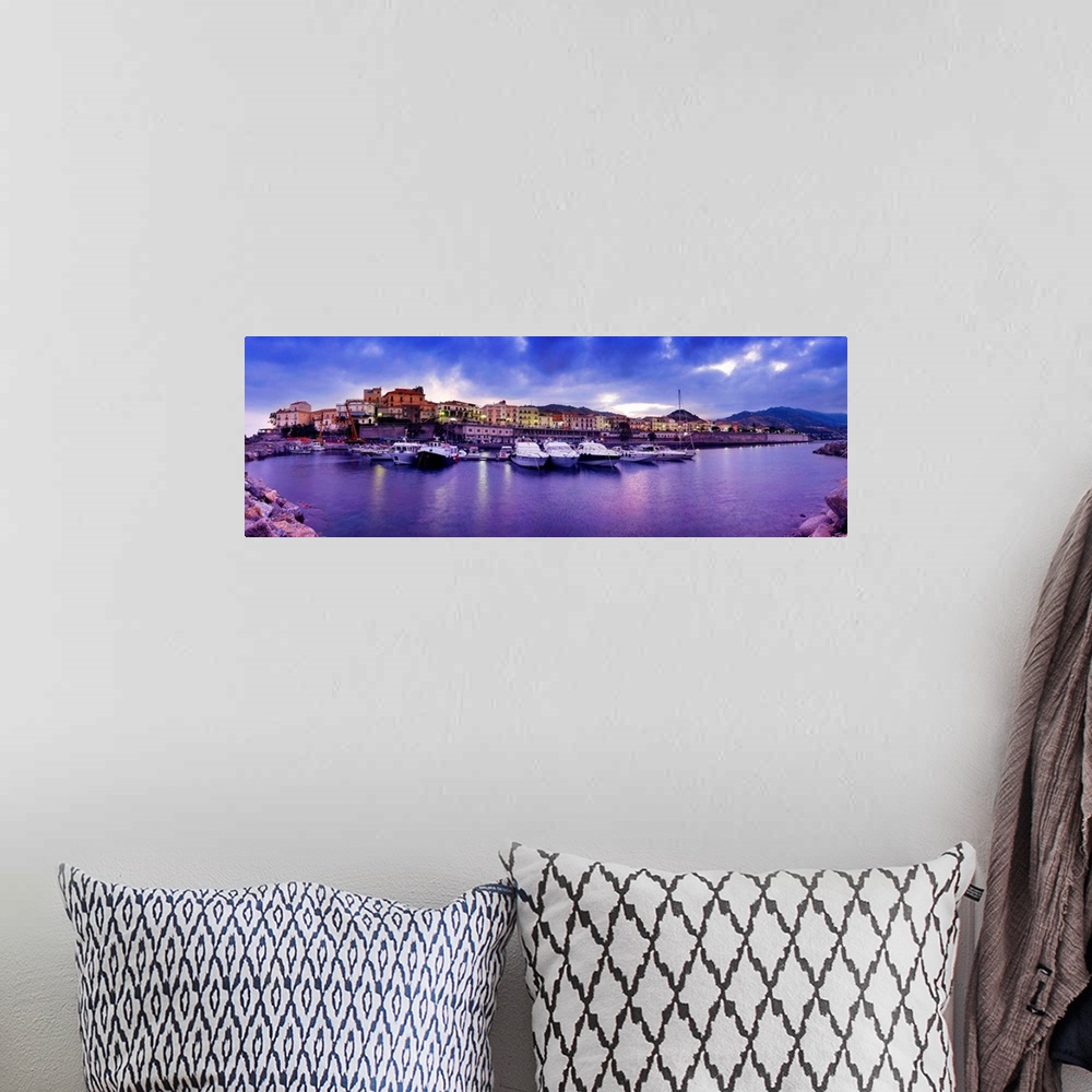 A bohemian room featuring Italy, Calabria, Tyrrhenian coast, Diamante, View from the pier