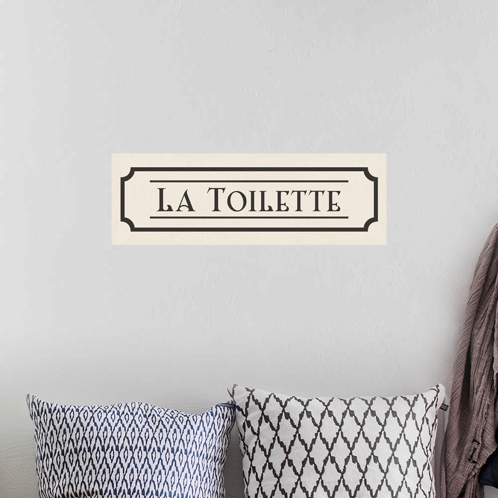 A bohemian room featuring La Toilette - mini