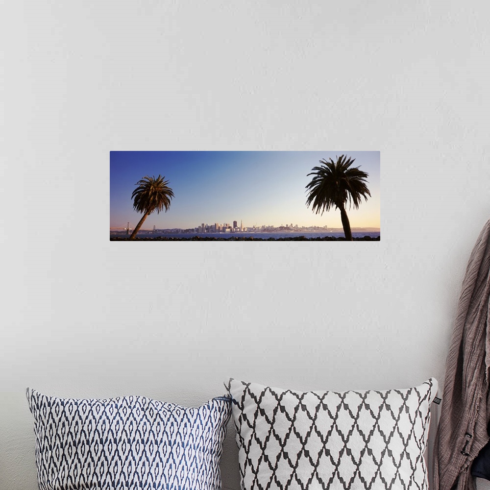 A bohemian room featuring California, San Francisco, Palm trees at dusk