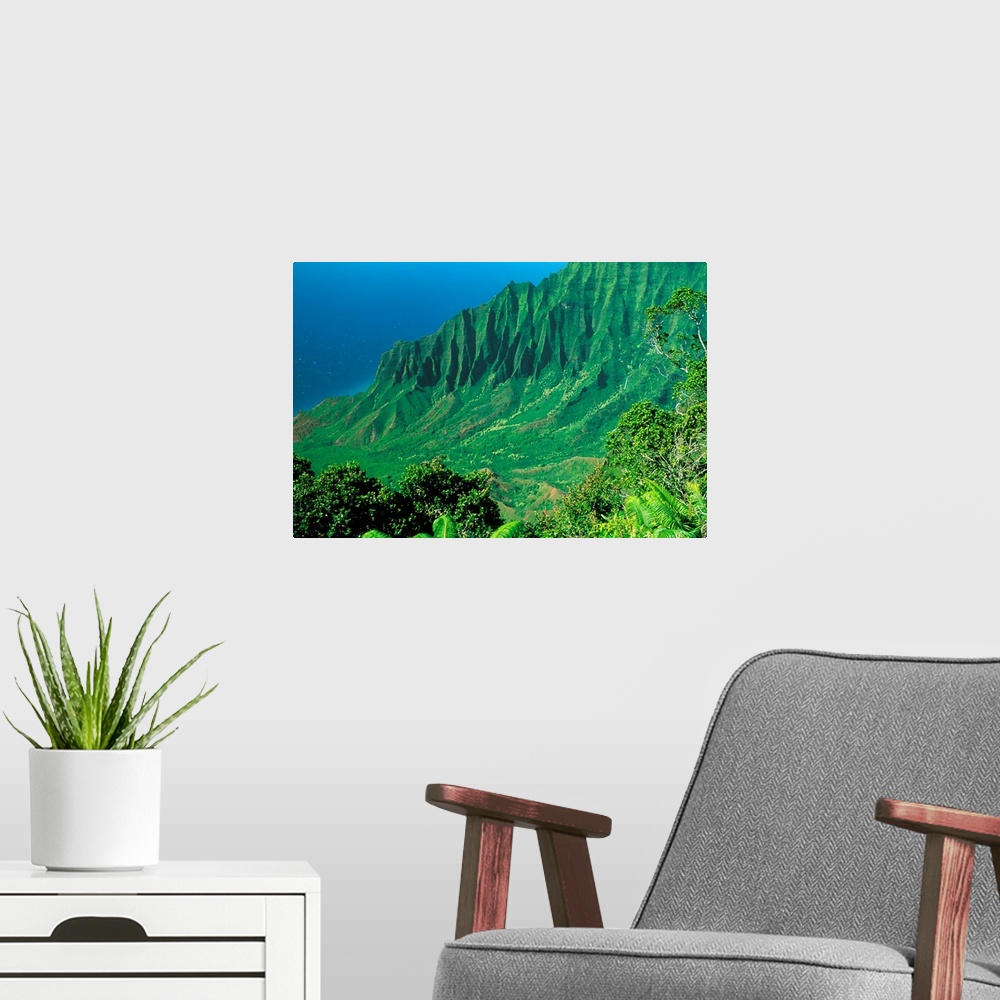 A modern room featuring Hawaii, Kauai, Na Pali Coast, Overlooking Kalalau Valley