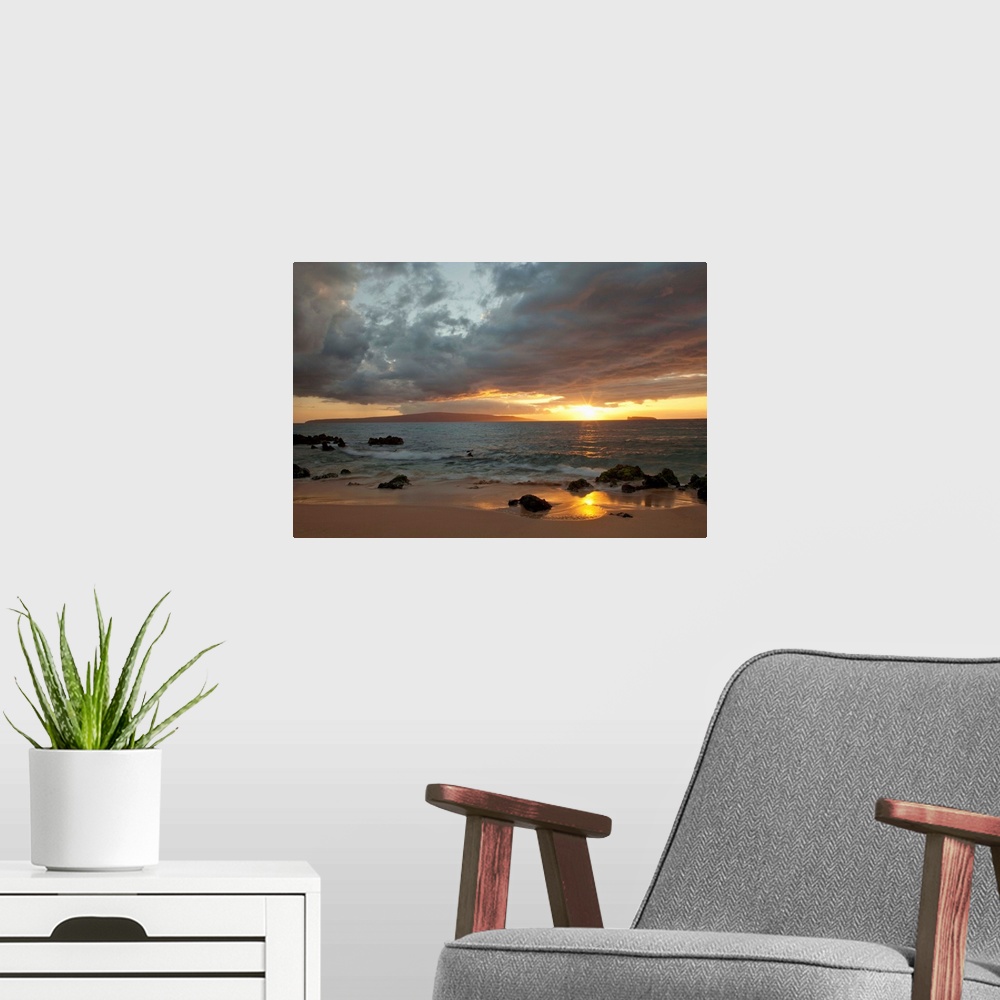 A modern room featuring Hawaii, Maui, Makena, Cloudy Sunset At Big Beach