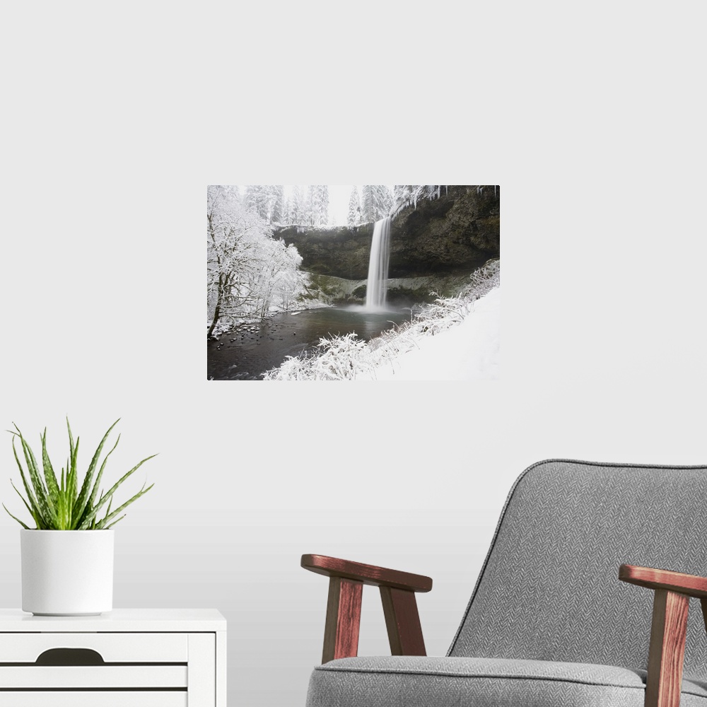 A modern room featuring Waterfall In Winter